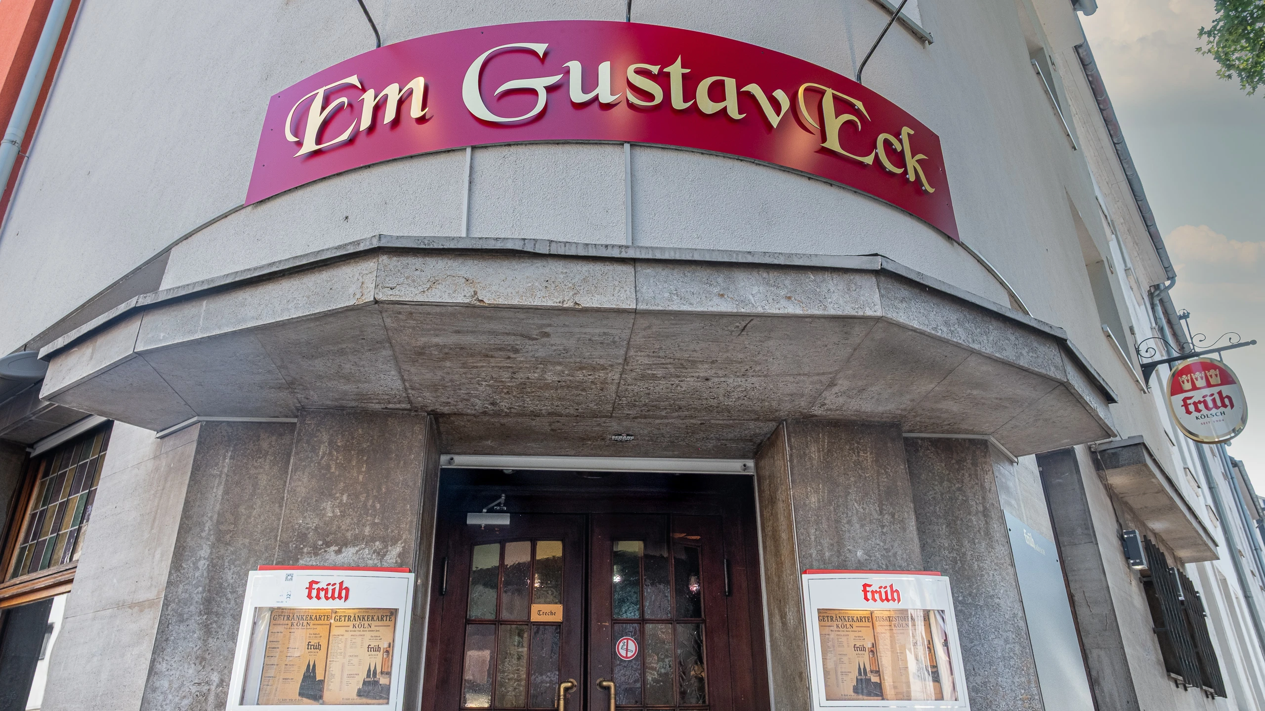 Eingang Em Gustaveck